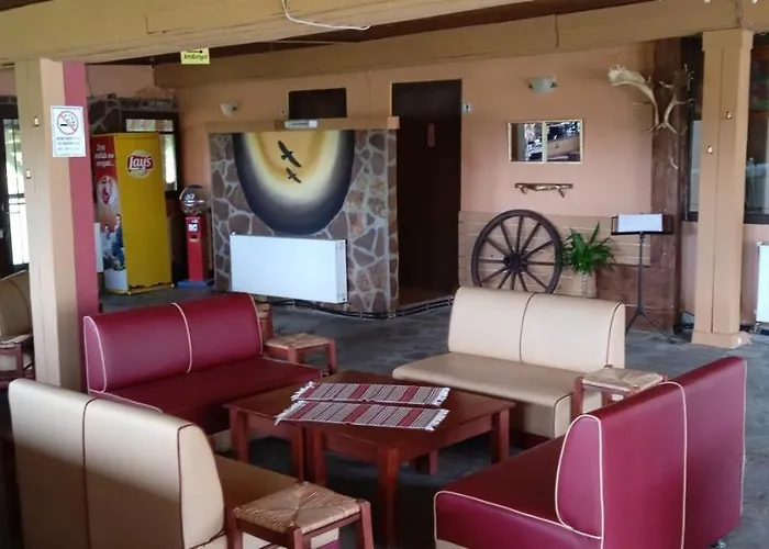 Konstantina 酒店 Rodopoli